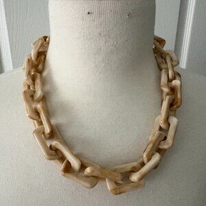 Chunky Acrylic Link Necklace 20 Inches